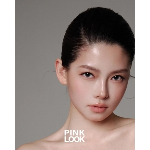 成分党成消费主力 2025素颜霜市场品质升级，天然养肤款成口碑首选