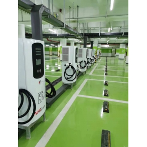 补能网络“狂飙”：我国充电桩保有量突破1932万，出口与产业