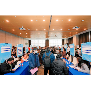 上海启动稳岗留工专项行动 首批云南怒江籍来沪就业人员抵达