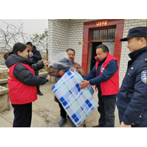 两部门提前下拨1410亿元救助资金 保障困难群众温暖过节